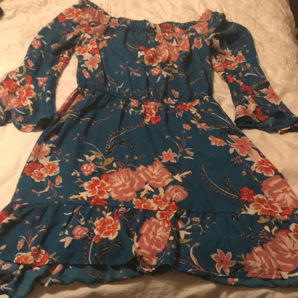 Fun Blue Floral Dress 🌺